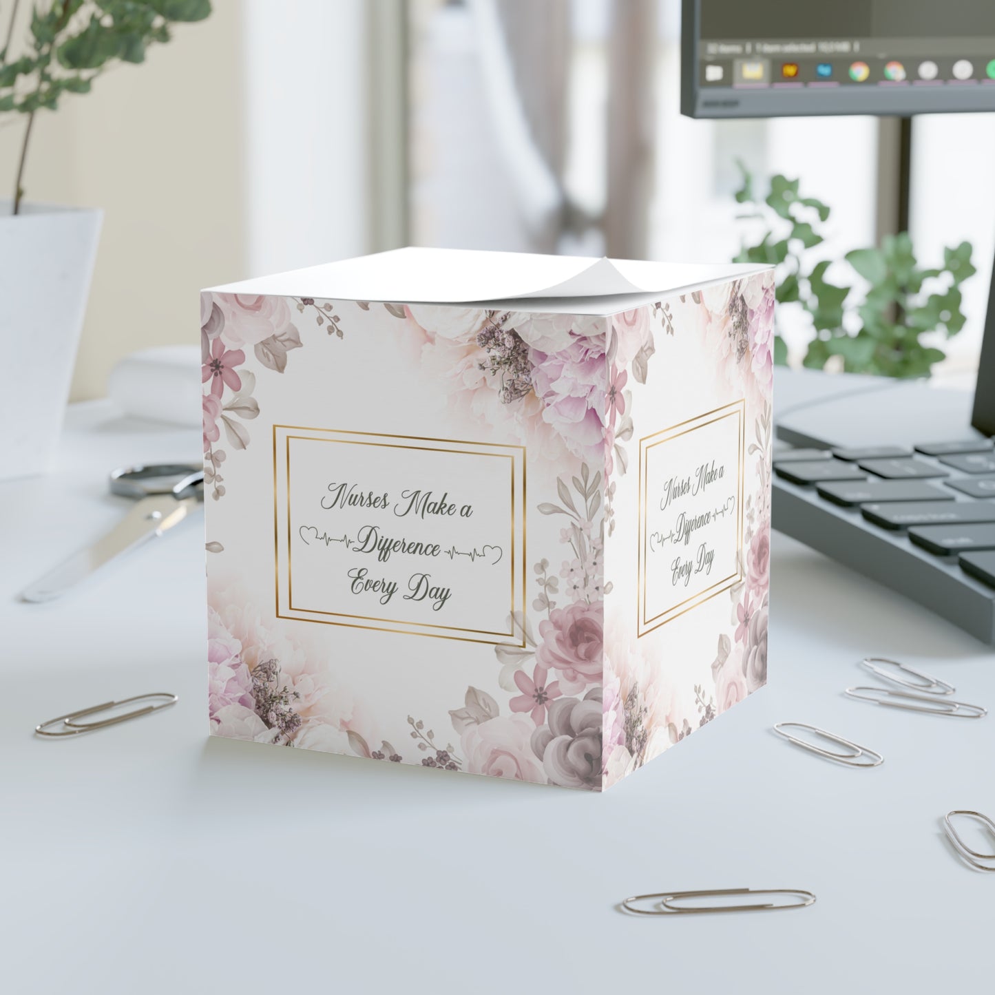 Nurses Make a Difference Note Cube