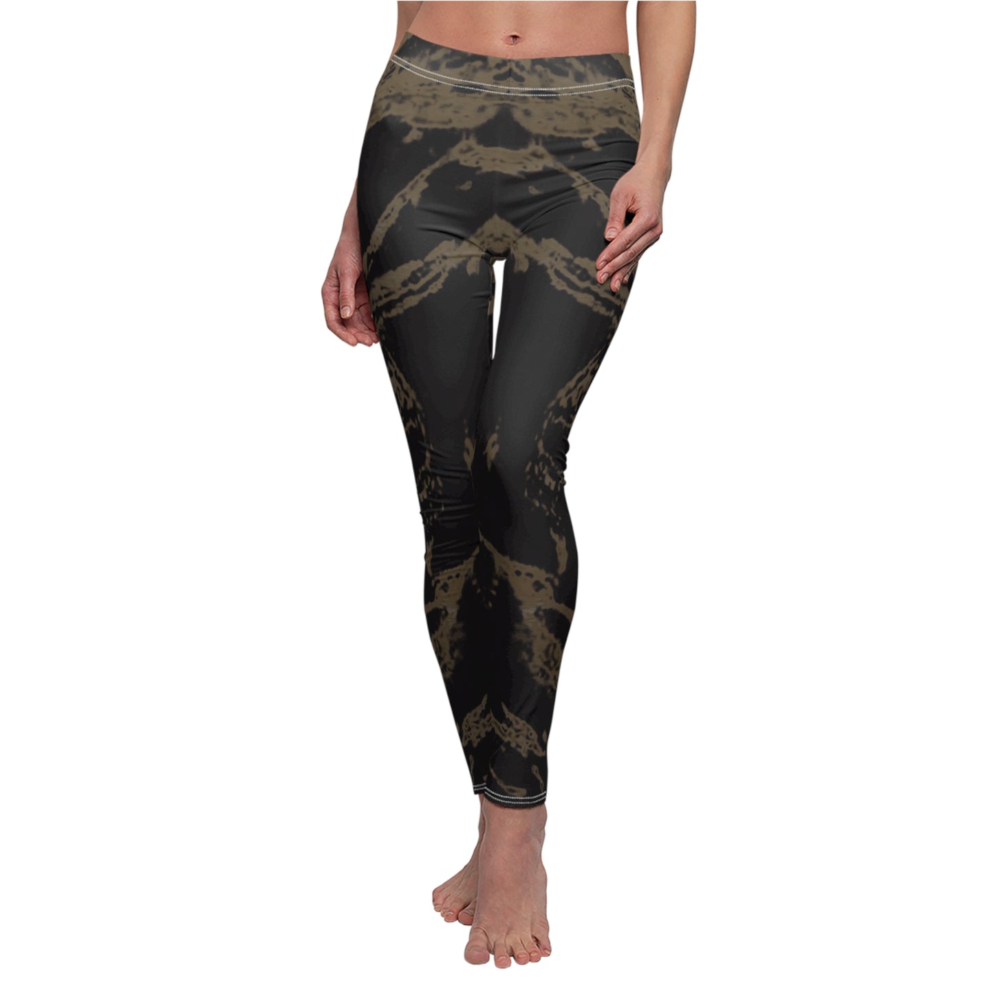 Black & Gold Women's Cut & Sew Casual Leggings (AOP)