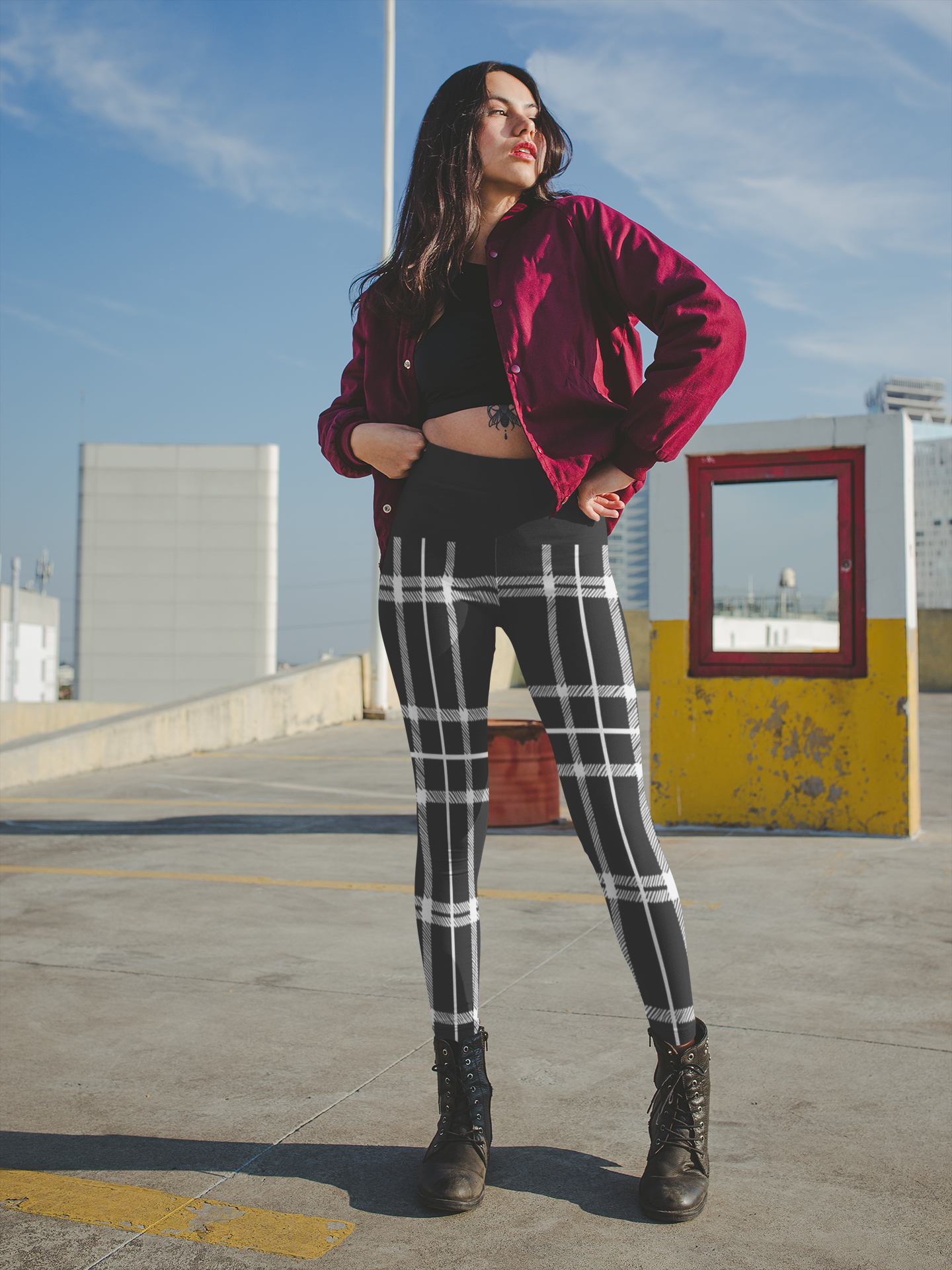 Black/White Women's Cut & Sew Casual Leggings (AOP)