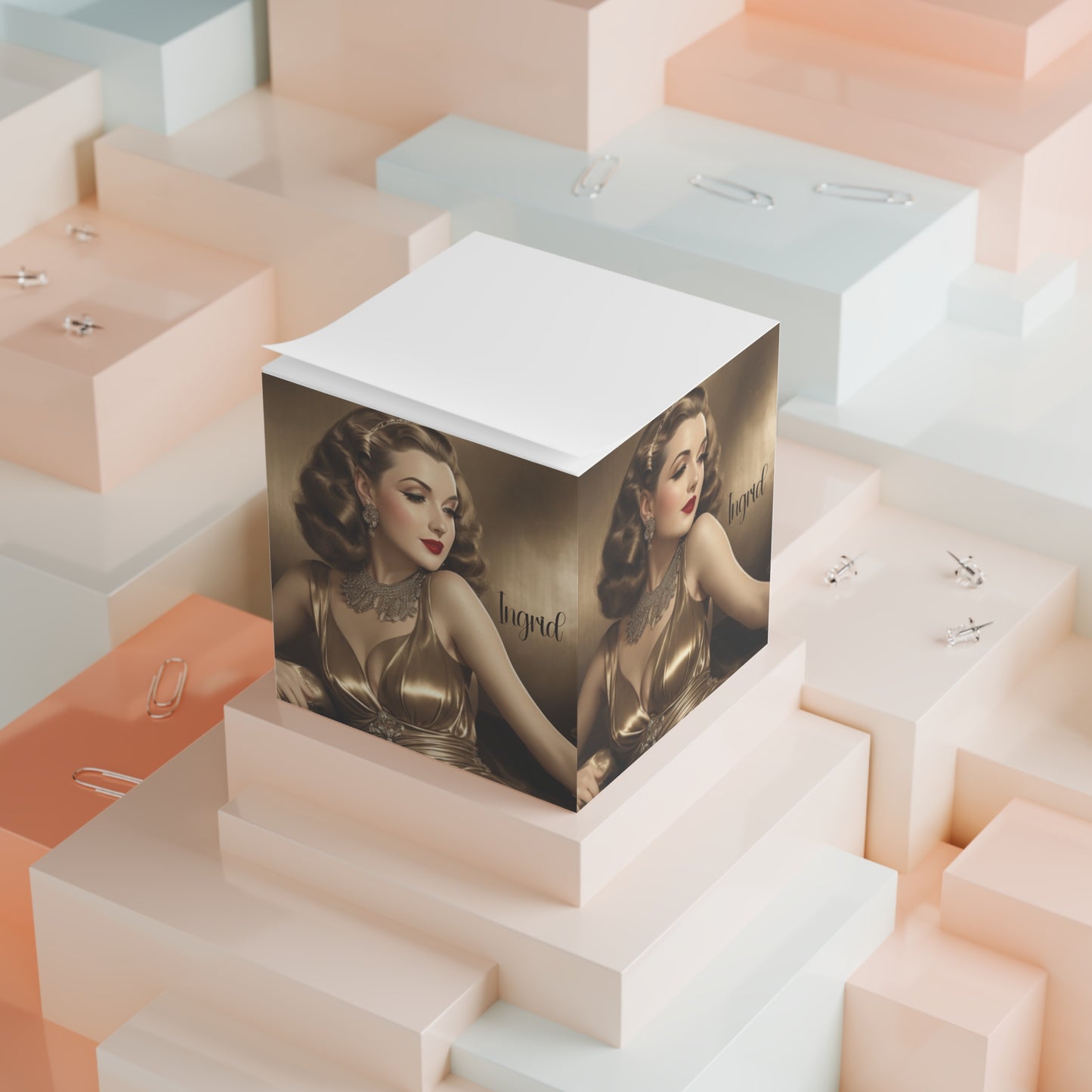 Retro Glam Girls (Ingrid) Note Cube