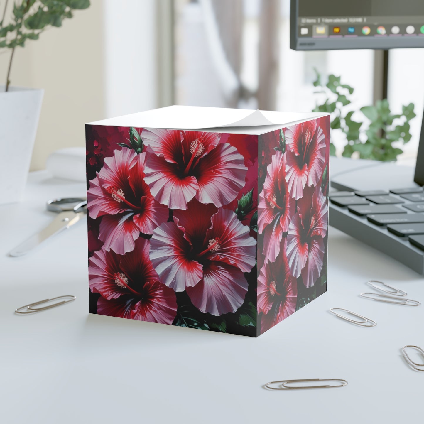 Hibiscus Bloom Note Cube