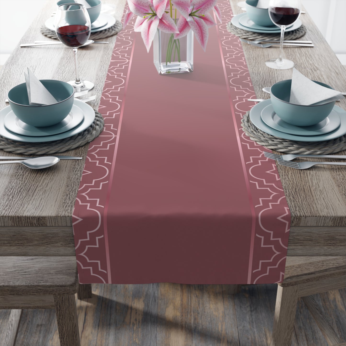 Blush of Rose Table Runner (Cotton, Poly)