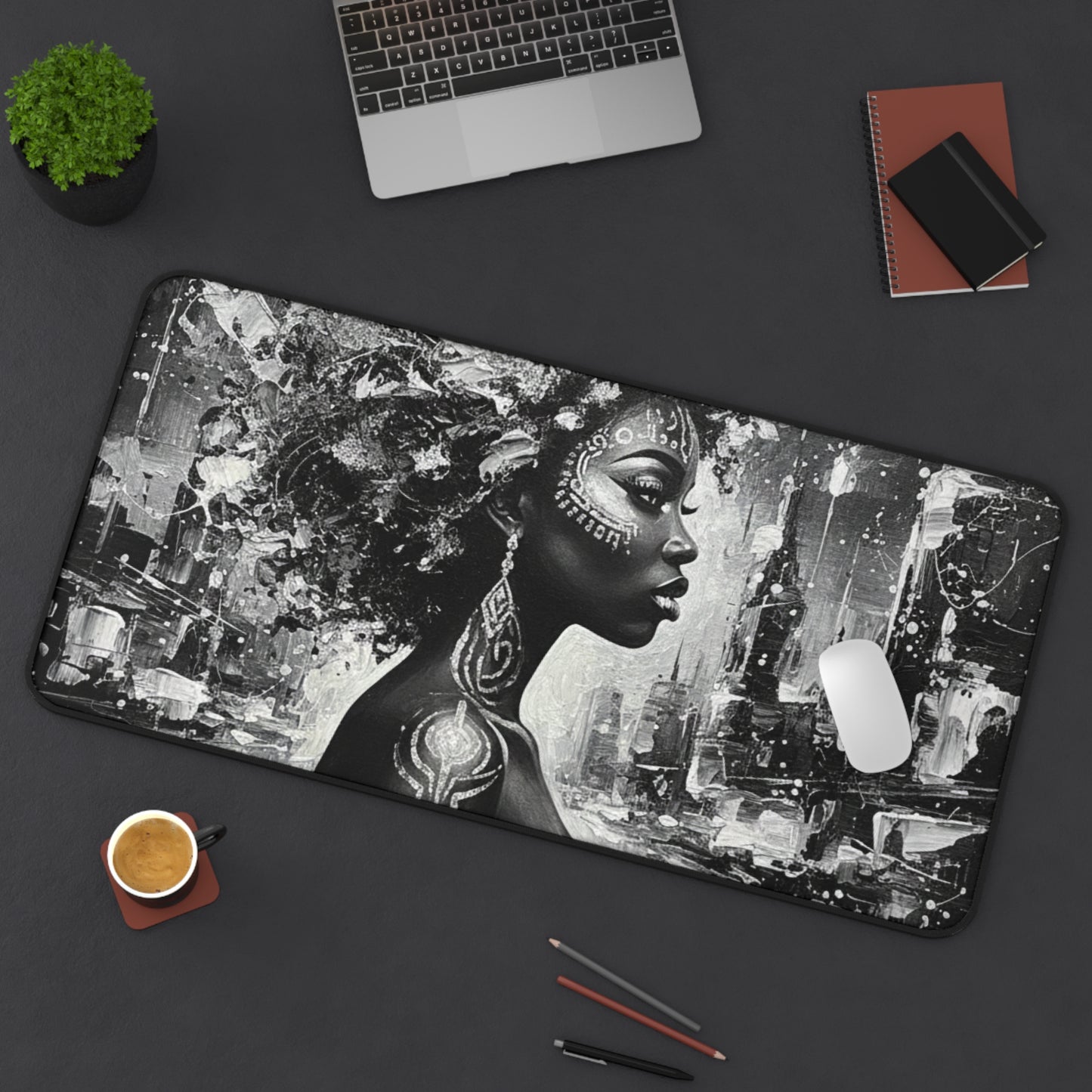 Glam Girl (Silver/Black) Desk Mat