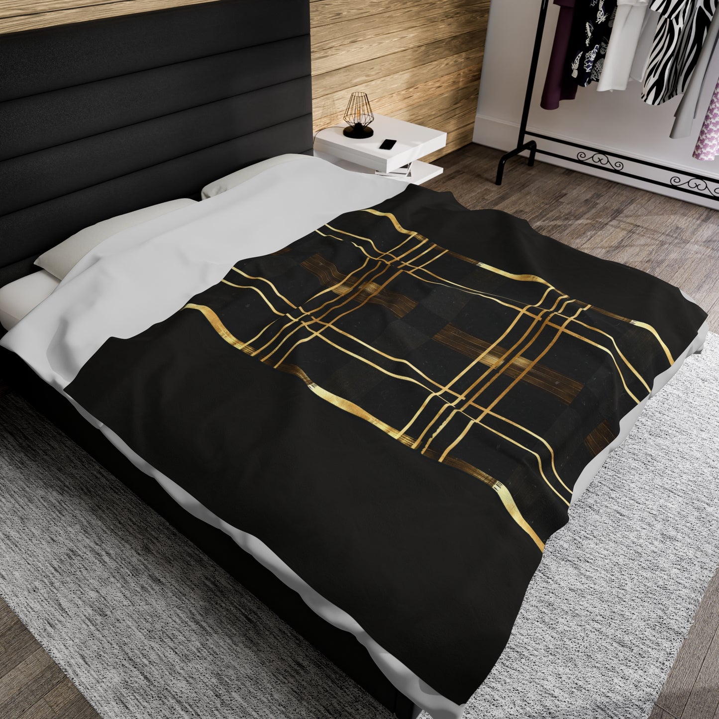 Noir & Gold Glam Velveteen Plush Blanket